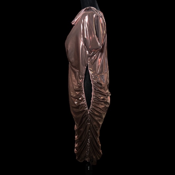 Forever 21 - Rose Gold Ruched Wiggle Dress - Size 0X - Picture 6 of 7